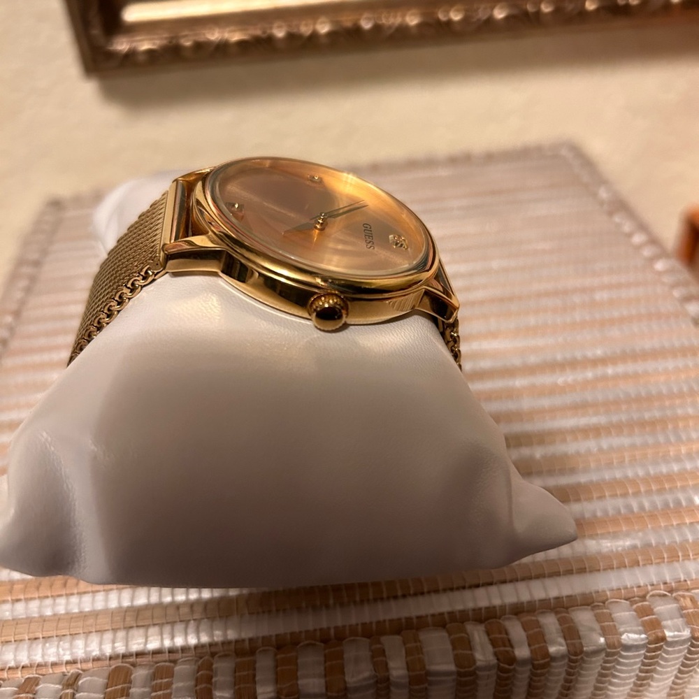 Guess Watch - Picture 2 of 5